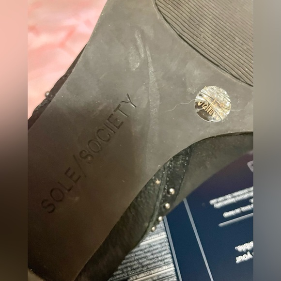 🖤 Sole Society Black Ankle Booties with Studs 🖤 - Picture 8 of 8